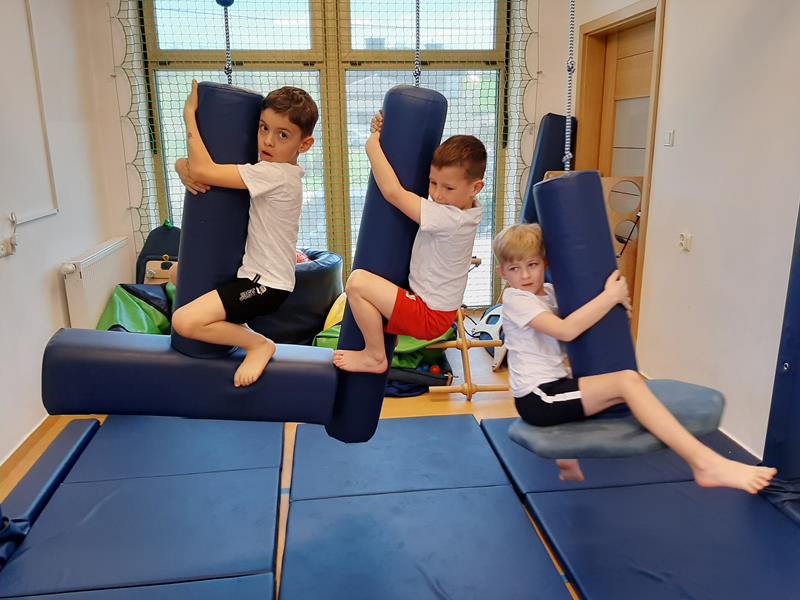 Terapia Integracji Sensorycznej, Gimnastyka Korekcyjno – Kompensacyjna i Zajęcia Wychowania Fizycznego w MIŚKU